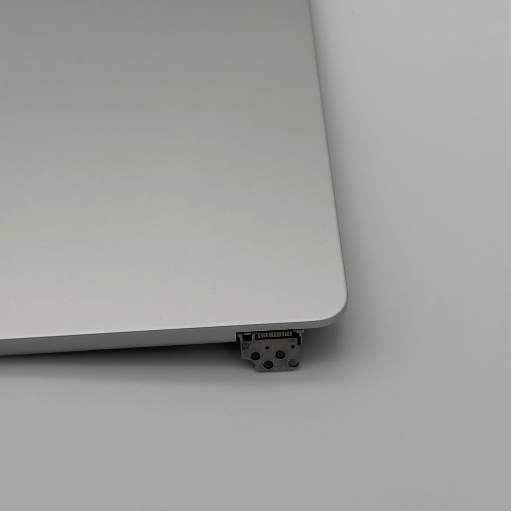Original display macbook air m2 15” silver a2941