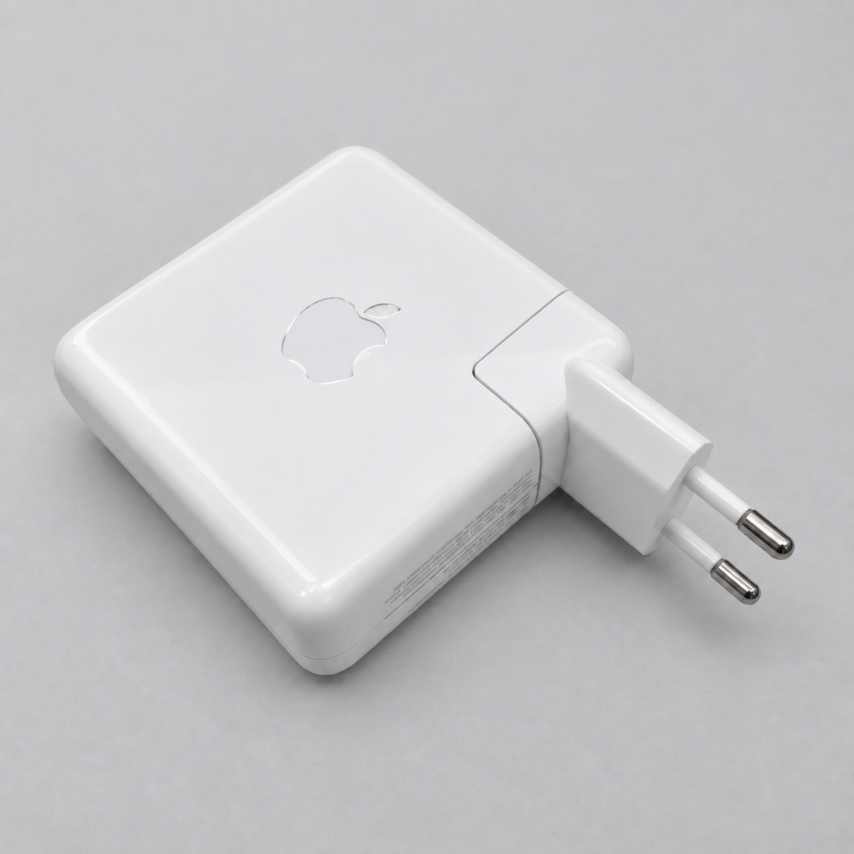 Original USB-C Apple adapter 87 watts