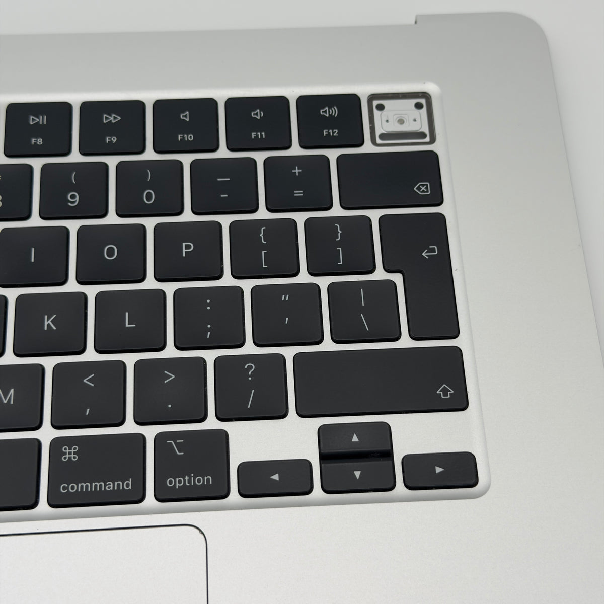 Complete topcase keyboard macbook air m2 15” silver A2941