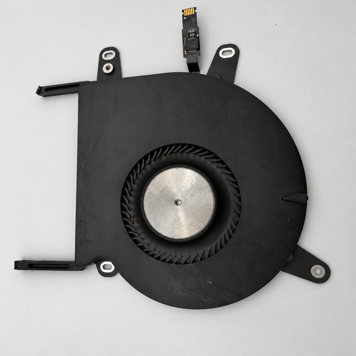 Ventilator MacBook Pro M1 M2 13” A2338