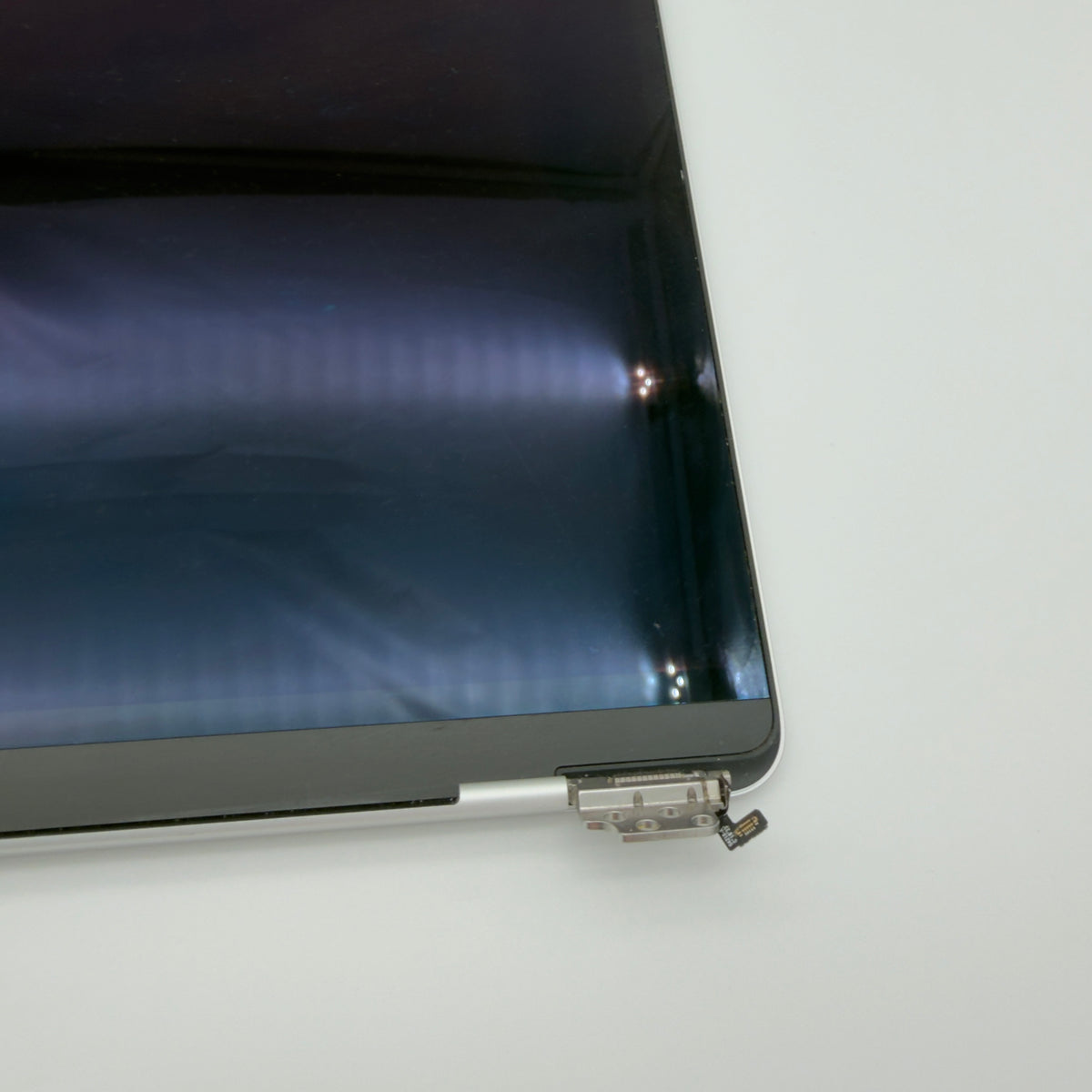 Original display macbook air m2 15” silver a2941
