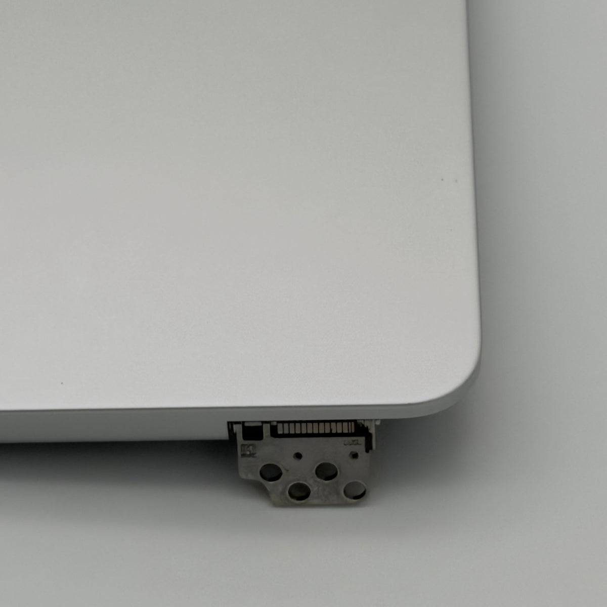 Original display macbook air m2 15” silver a2941