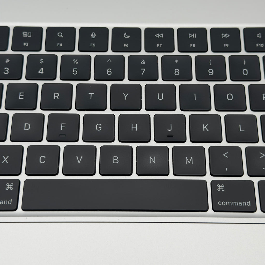 Complete topcase keyboard macbook air m2 15” silver A2941