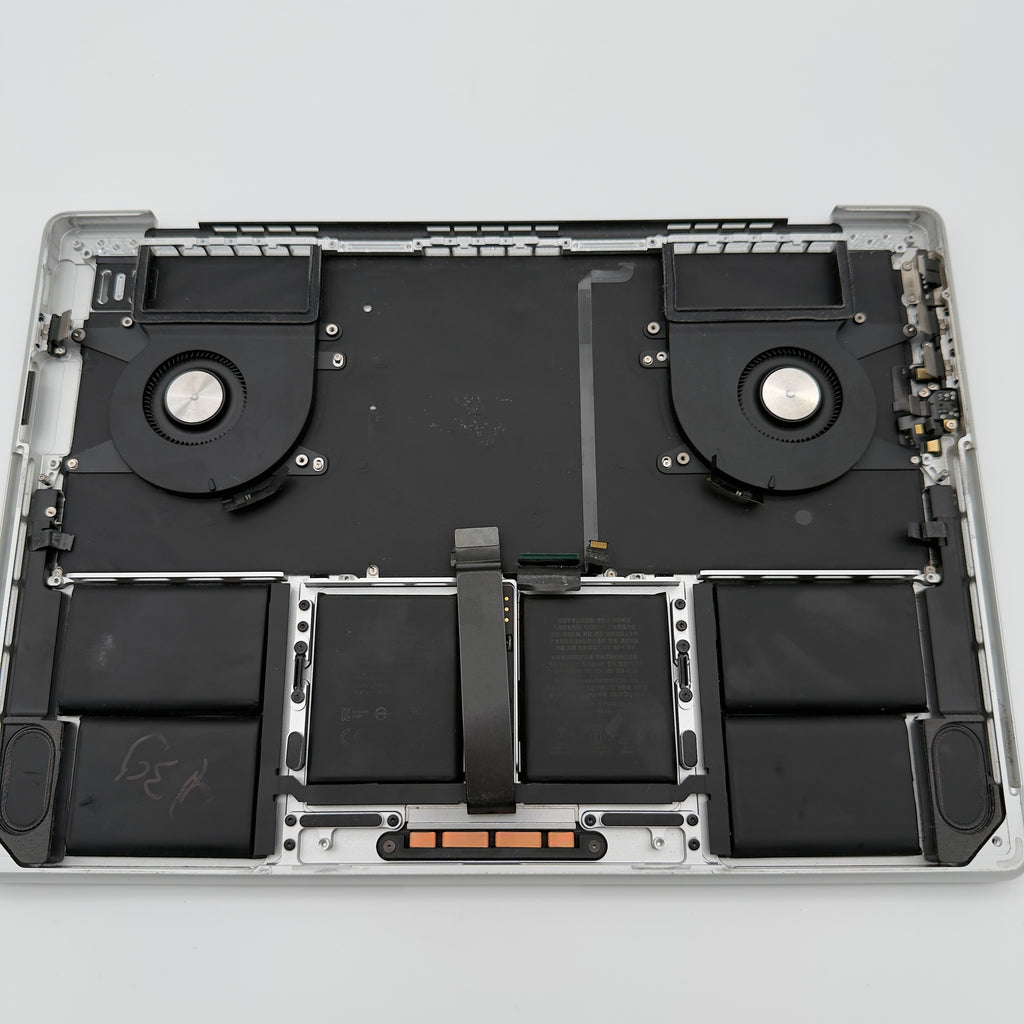 Complete topcase keyboard Macbook pro M1 14” A2442 silver (350 Cycles)