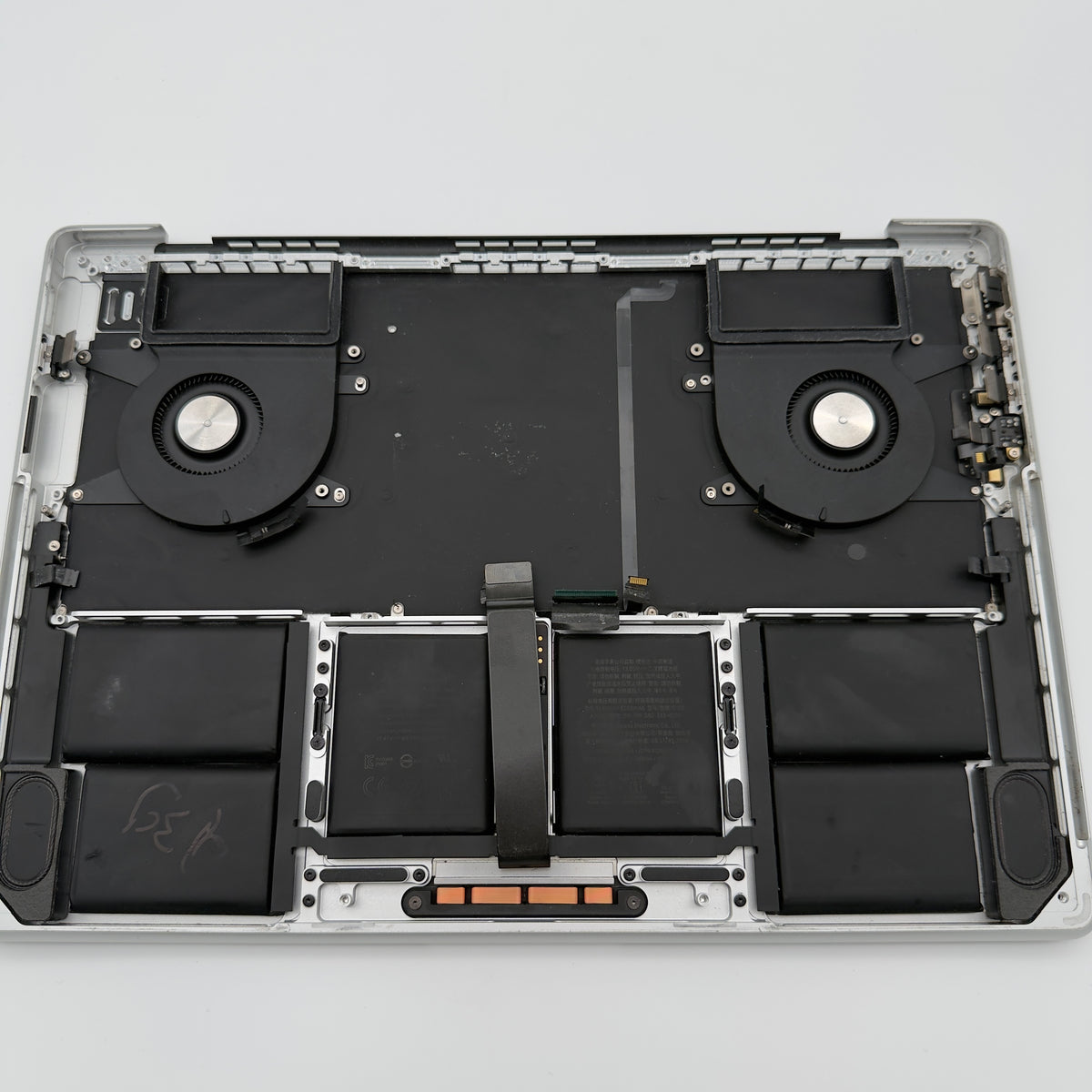 Complete topcase keyboard Macbook pro M1 14” A2442 silver (350 Cycles)
