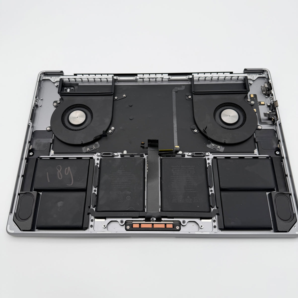Complete topcase Keyboard Macbook pro 16” M1 A2485 Space grey
